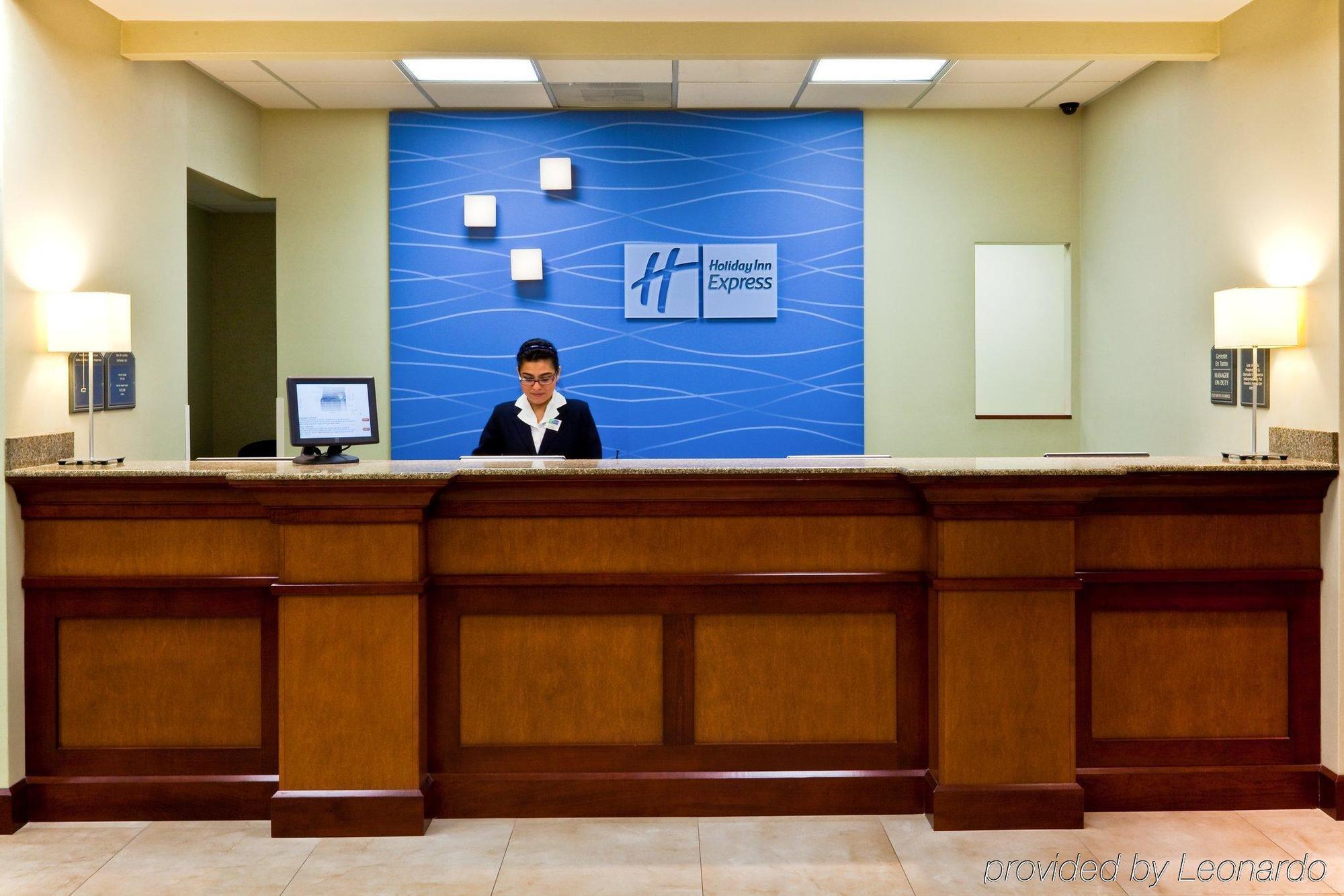 Holiday Inn Express & Suites Monterrey Aeropuerto By Ihg Apodaca Buitenkant foto