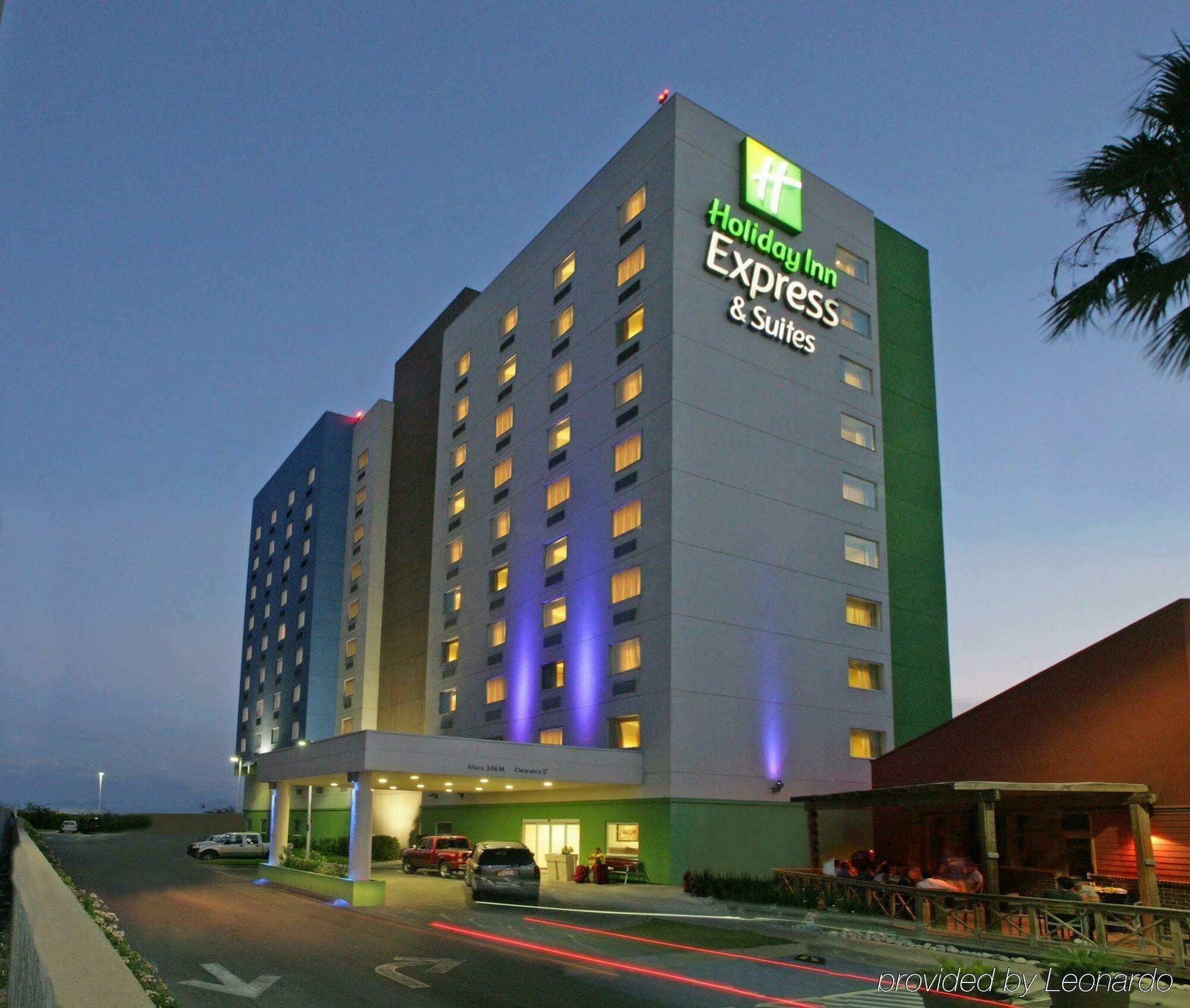 Holiday Inn Express & Suites Monterrey Aeropuerto By Ihg Apodaca Buitenkant foto