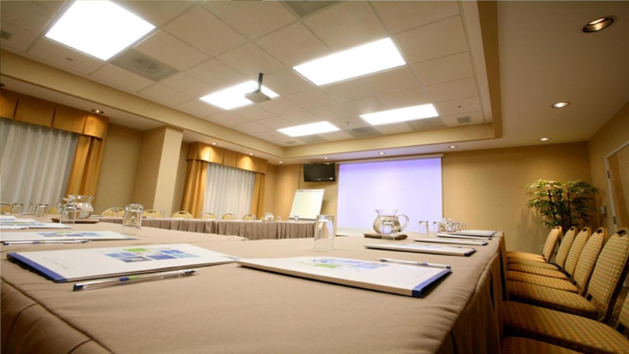 Holiday Inn Express & Suites Monterrey Aeropuerto By Ihg Apodaca Buitenkant foto